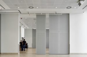 aménagement salle réunion - mur mobile